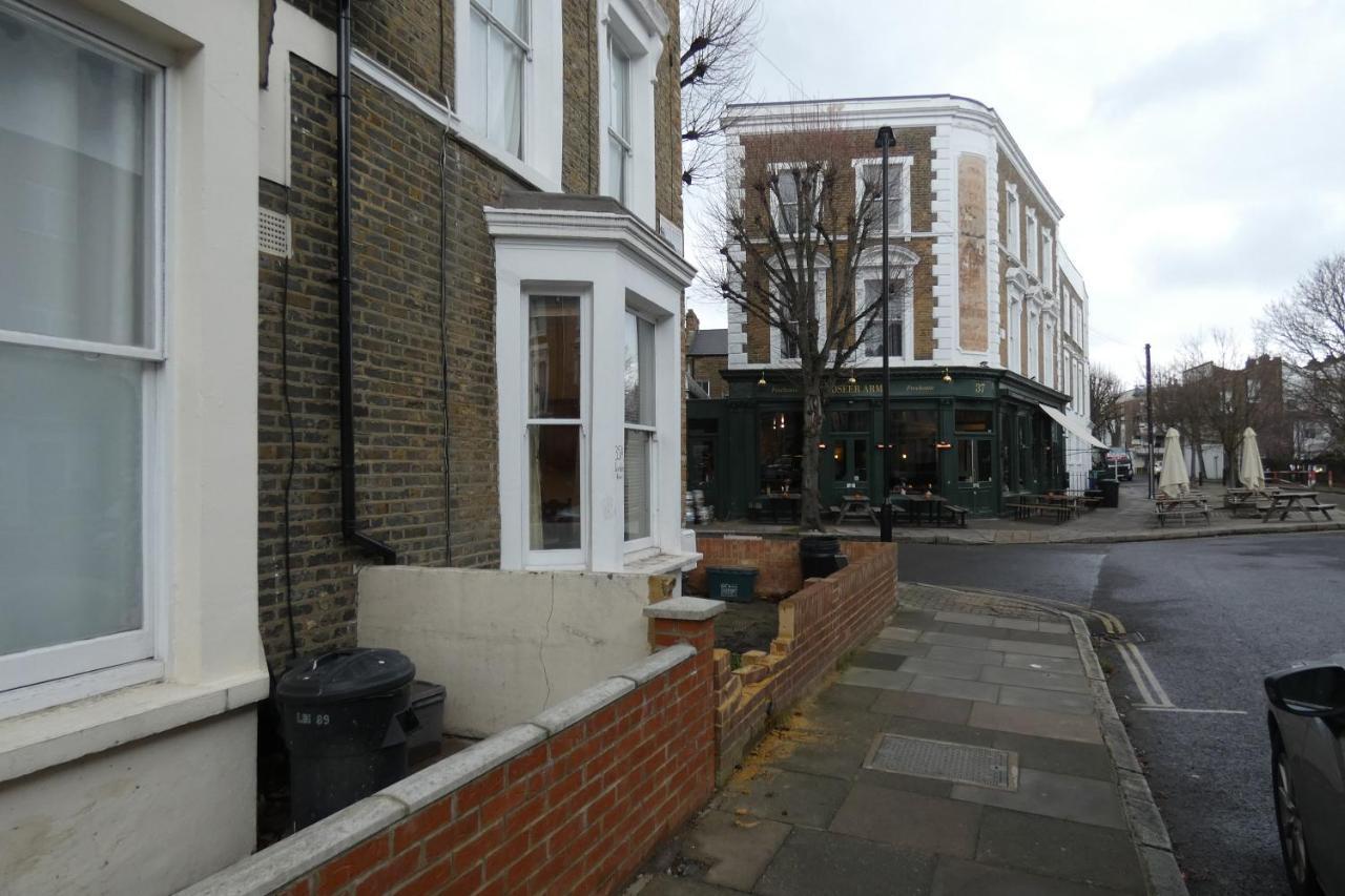 Villa The South View à Londres Extérieur photo